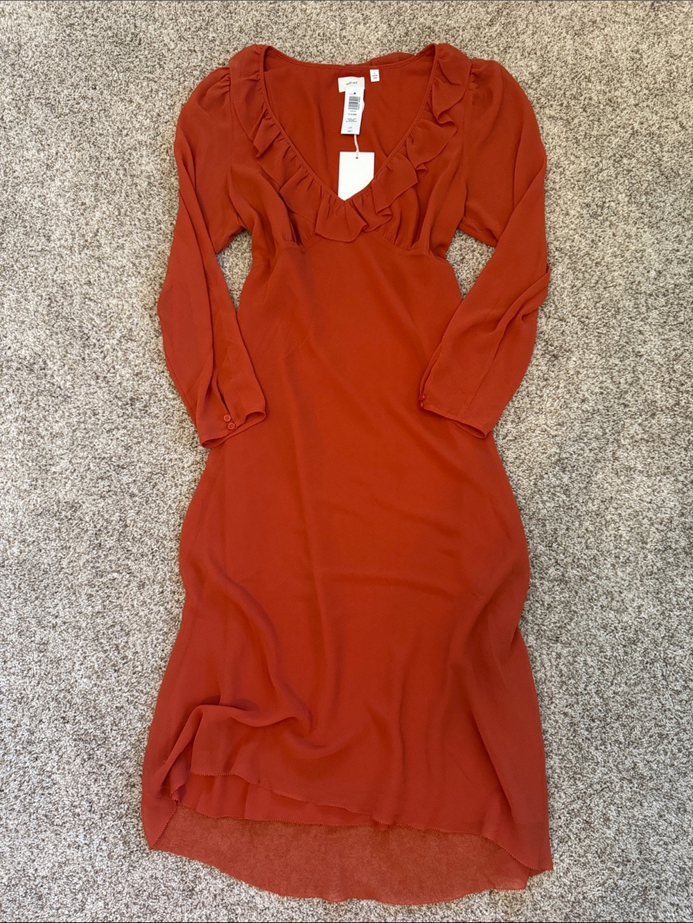 Wilfred by Aritzia Rust Ruffle V-Neck Midi Dress, NWT size large